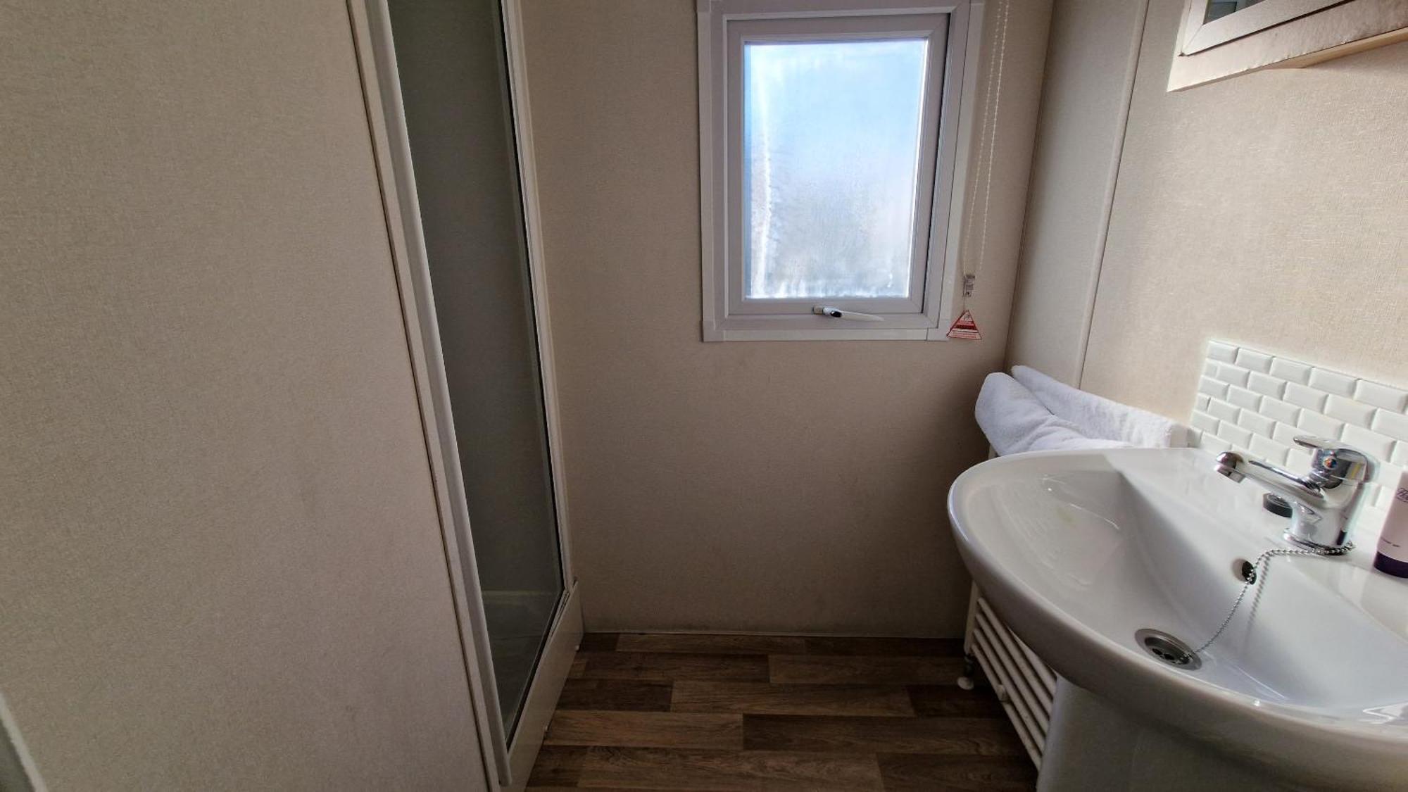 Sea Haven - 4 Bedroom Static Near The Beach Dymchurch Exterior photo